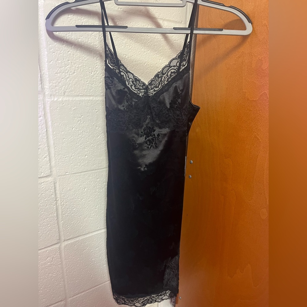 black lace dress